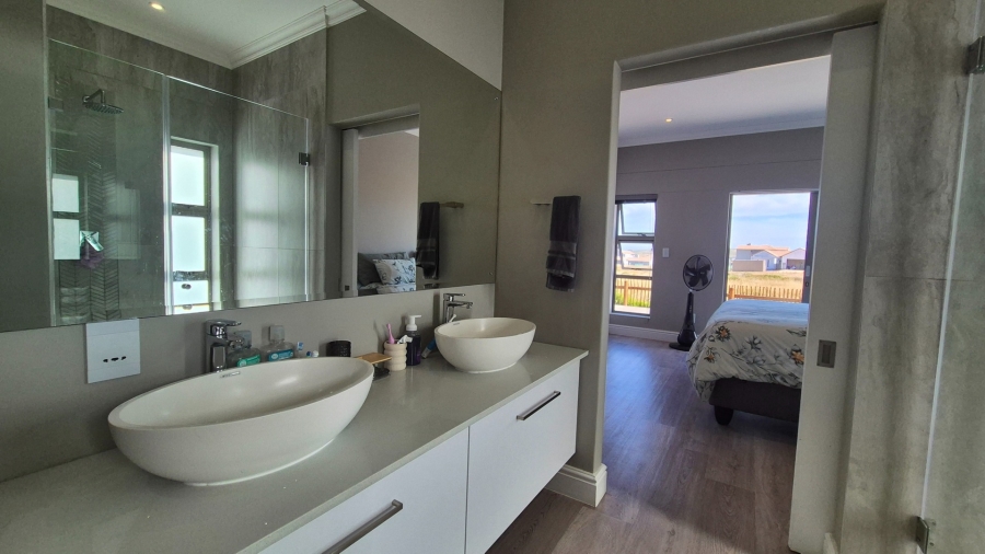 3 Bedroom Property for Sale in Langebaan Country Estate Western Cape